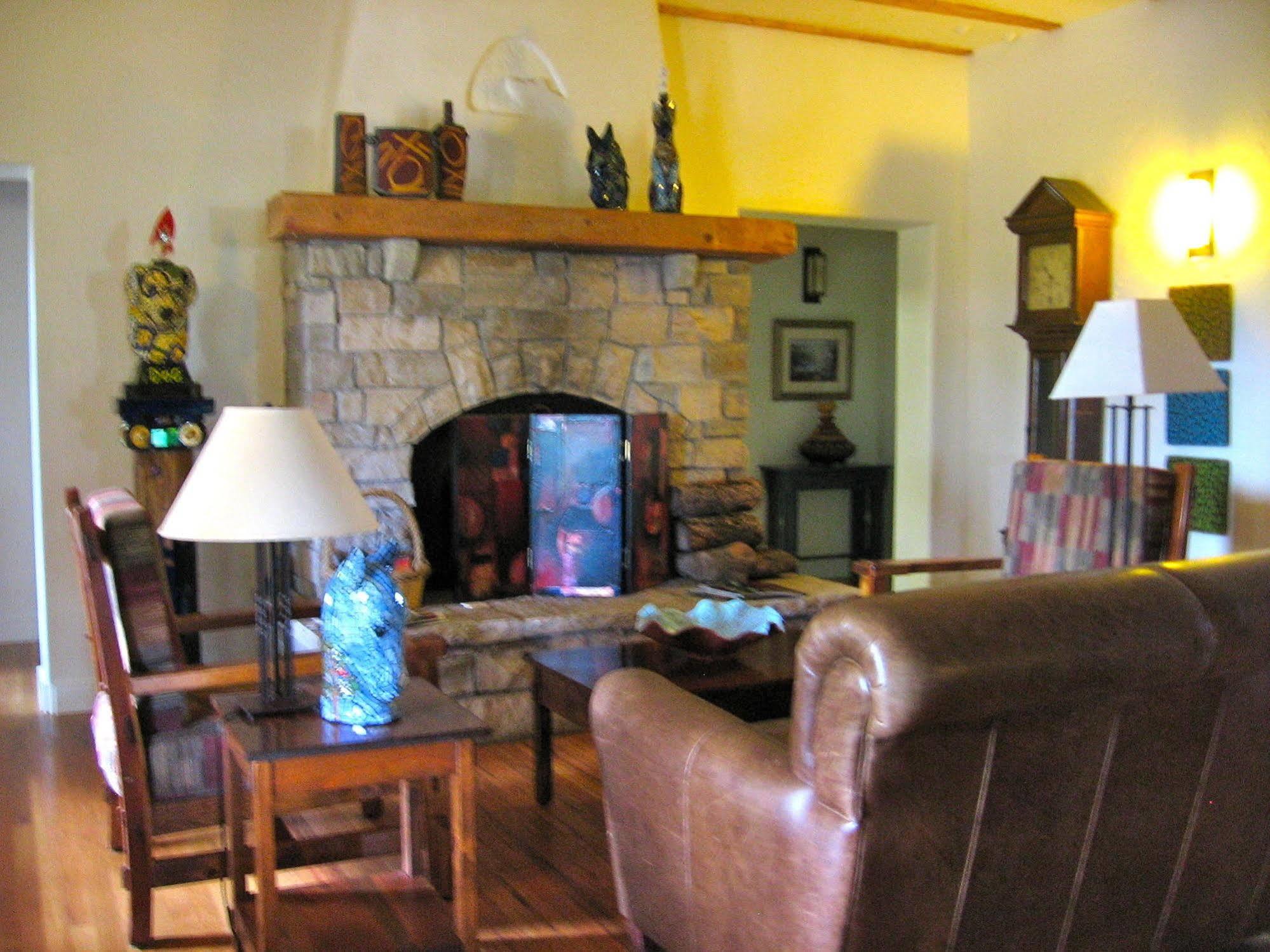 Bear Mountain Lodge Silver City Exteriér fotografie